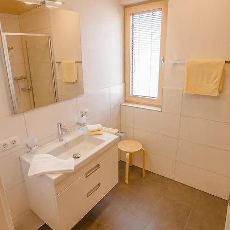 B&B Gaestehaus Gritsch 하르트